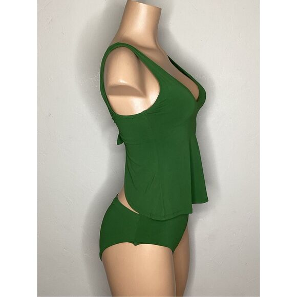 New. Robin Piccone green tankini set. XS/S. Retails $214 - Picture 3 of 7